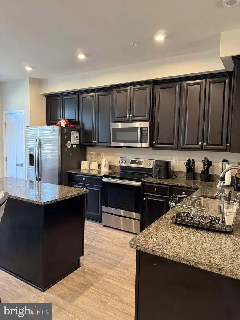 9926 New Pointe Dr, Upper Marlboro, MD 20774 - Image #2