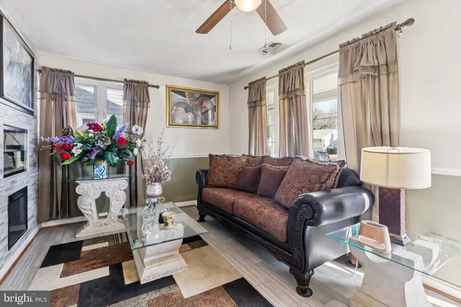 2703 Overdale Pl, District Heights, MD 20747 - Image #3