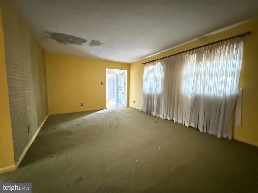 11907 Bion Dr, Fort Washington, MD 20744 - Image #2