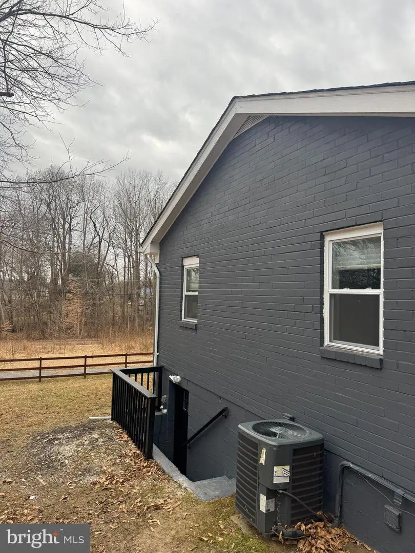 13202 Van Brady Rd, Upper Marlboro, MD 20772 - Image #2