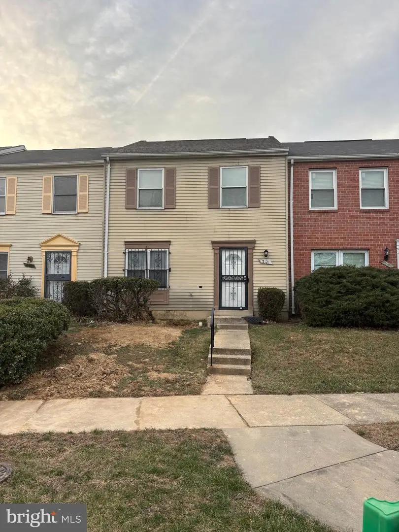 2121 N Anvil Ln, Temple Hills, MD 20748 - Image #1