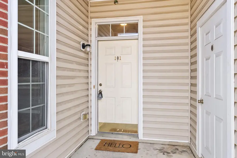 2805 Forest Dr #2-101, District Heights, MD 20747 - Image #2