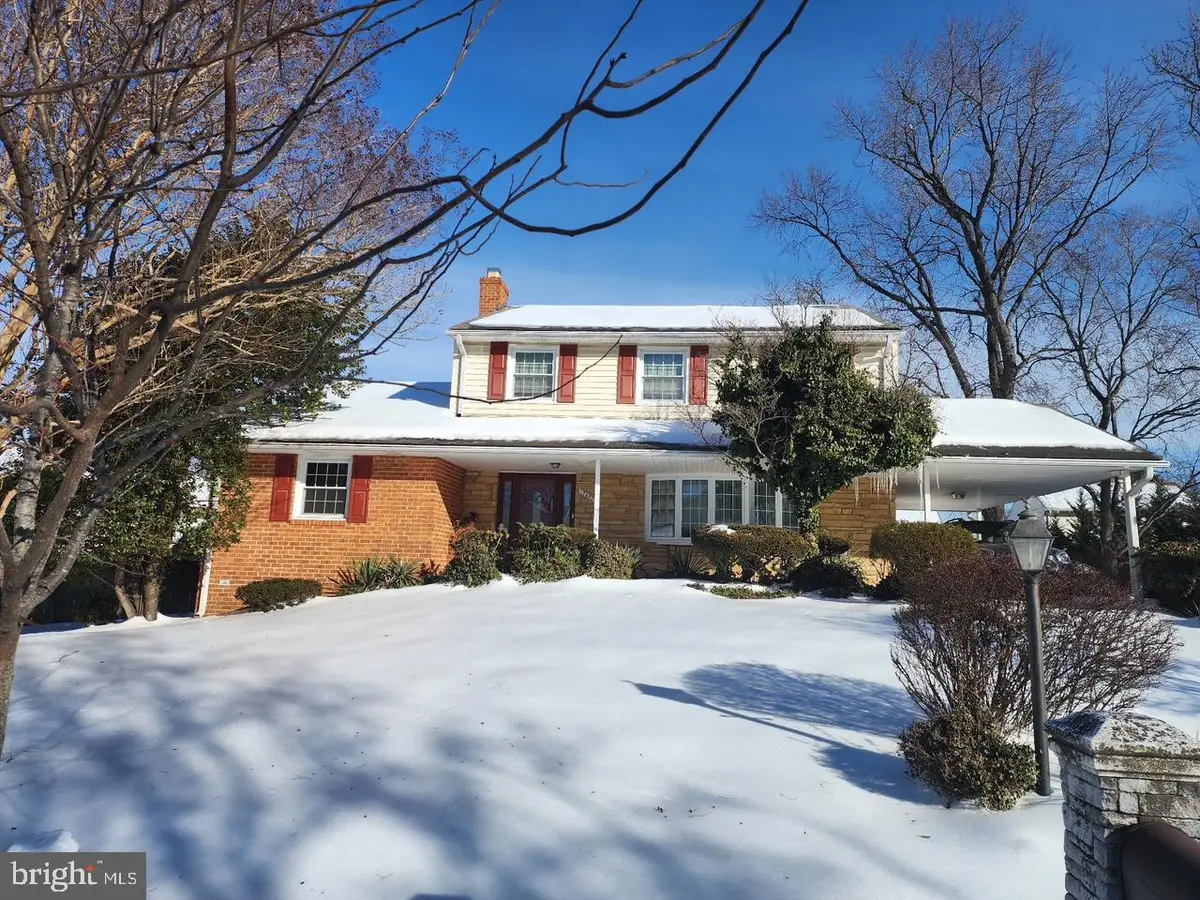 12602 Darlenen St, Upper Marlboro, MD 20774 - #1