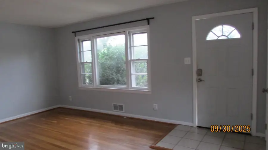 8308 Potomac Ave, College Park, MD 20740 - Image #2