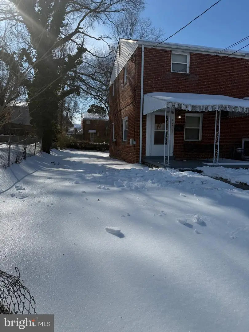 720 Cabin Branch Dr, Capitol Heights, MD 20743 - #2