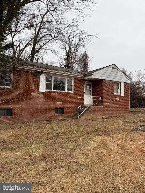 15 Notley Rd, FORT WASHINGTON, MD 20744