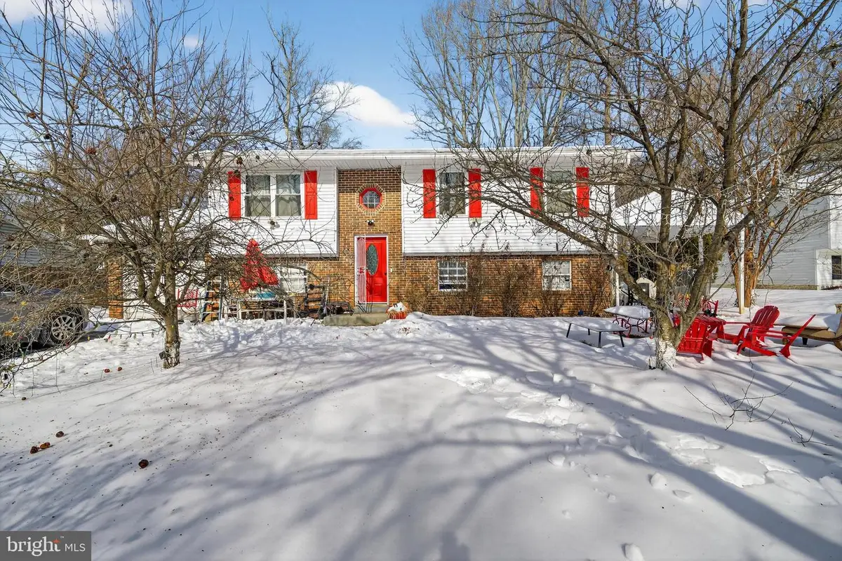 808 Narrowleaf Dr, Upper Marlboro, MD 20774 - #1