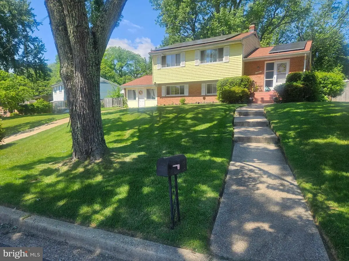 7301 Sheffield Dr, Temple Hills, MD 20748 - Image #1