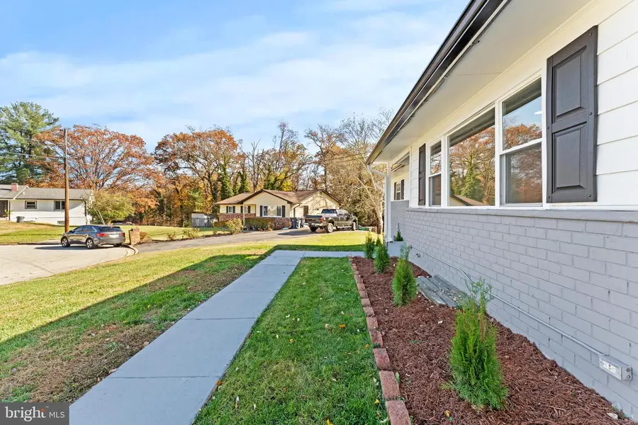 5109 Tyburn Ct, Temple Hills, MD 20748 - #2