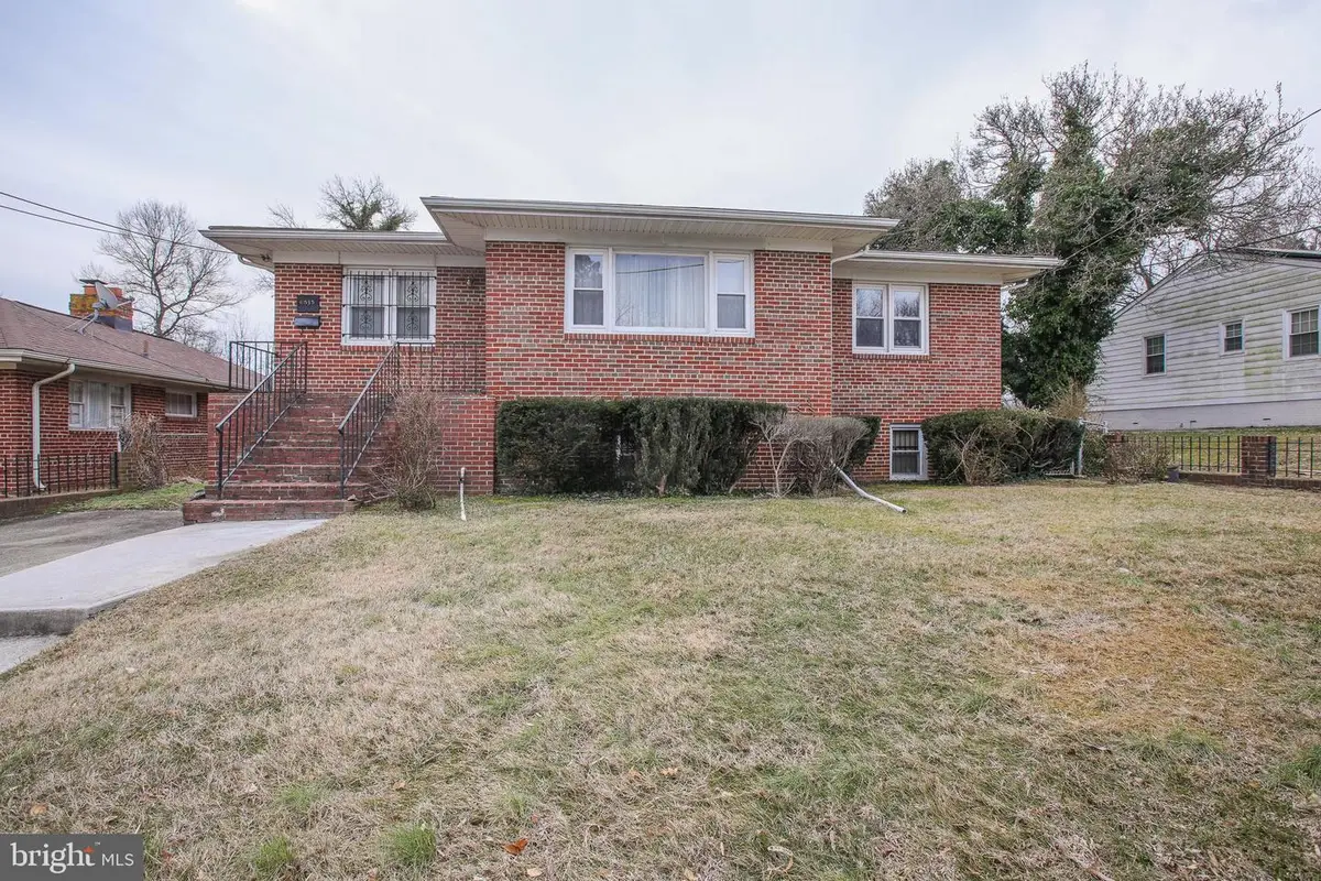 6515 Adak St, Capitol Heights, MD 20743 - #1