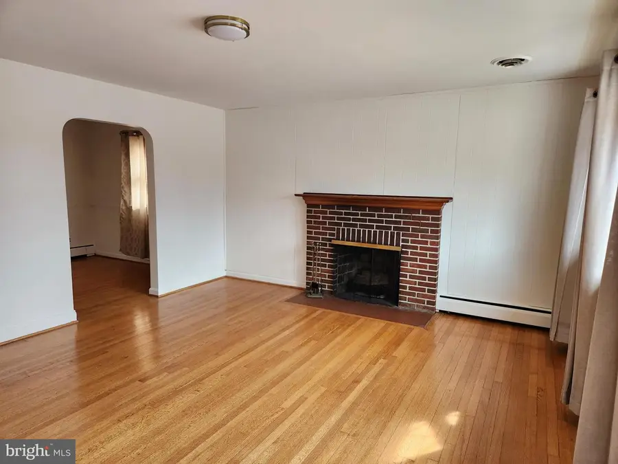 4504 Hargrove Rd, Temple Hills, MD 20748 - #2