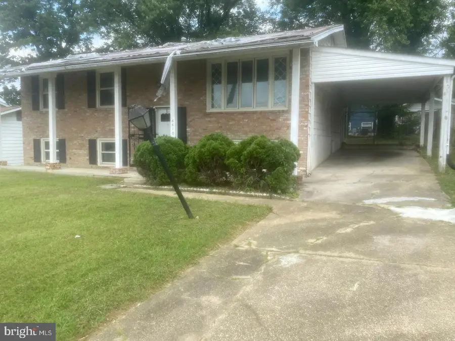 6610 Arlene Dr, Capitol Heights, MD 20743 - #2