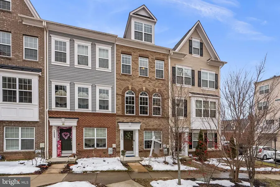 7225 Silver Thorn Way, Beltsville, MD 20705 - #2