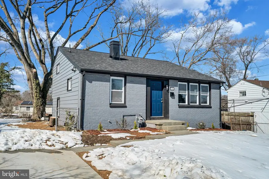 504 Sandy Pl, Oxon Hill, MD 20745 - #2