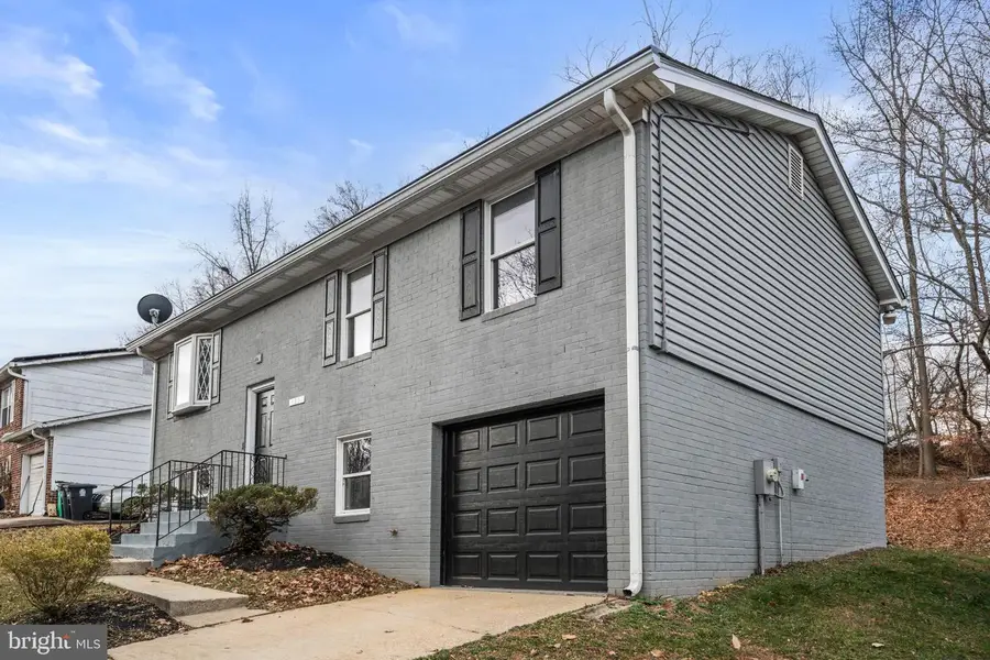 4801 Iverson Pl, Temple Hills, MD 20748 - #3