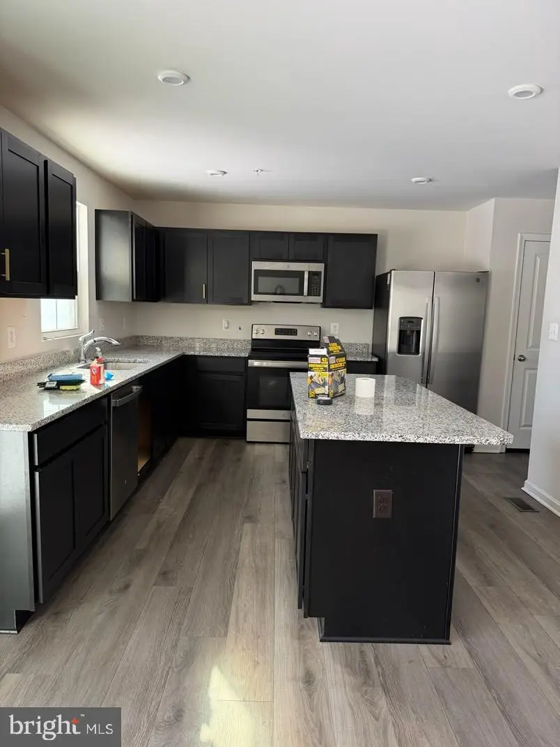 1004 Veneer Ct, Capitol Heights, MD 20743 - #2