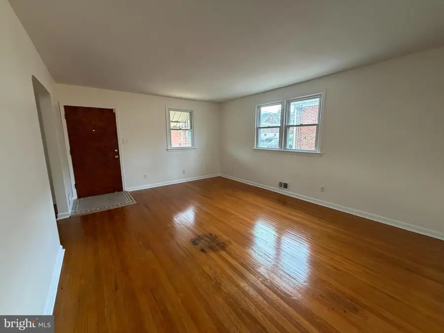 4308 Alton St, Capitol Heights, MD 20743 - #2