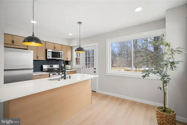 4933 38th Ave, HYATTSVILLE, MD 20782