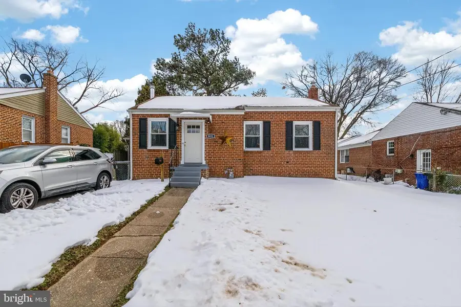 5021 Nantucket Rd, College Park, MD 20740 - #3