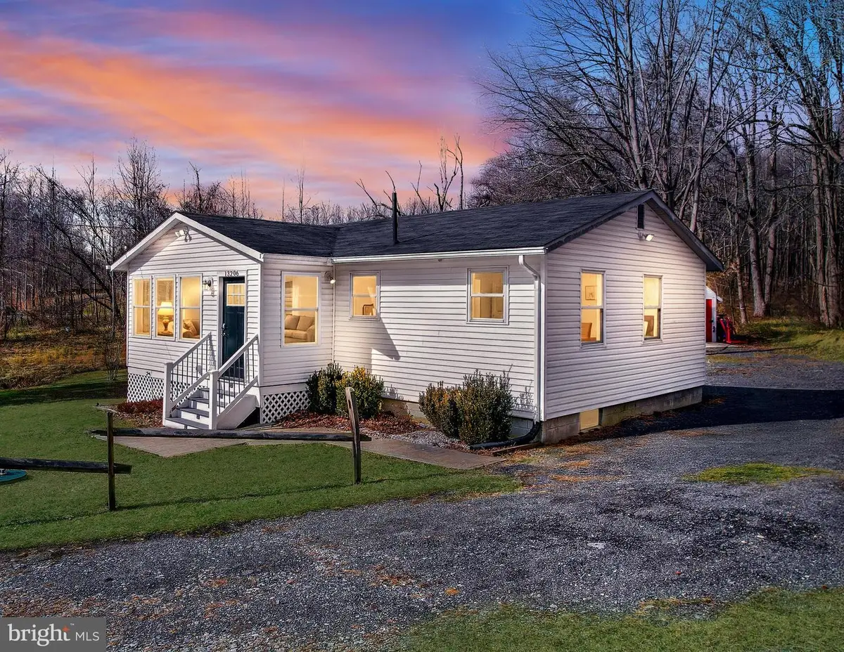 13206 Van Brady Rd, Upper Marlboro, MD 20772 - #1