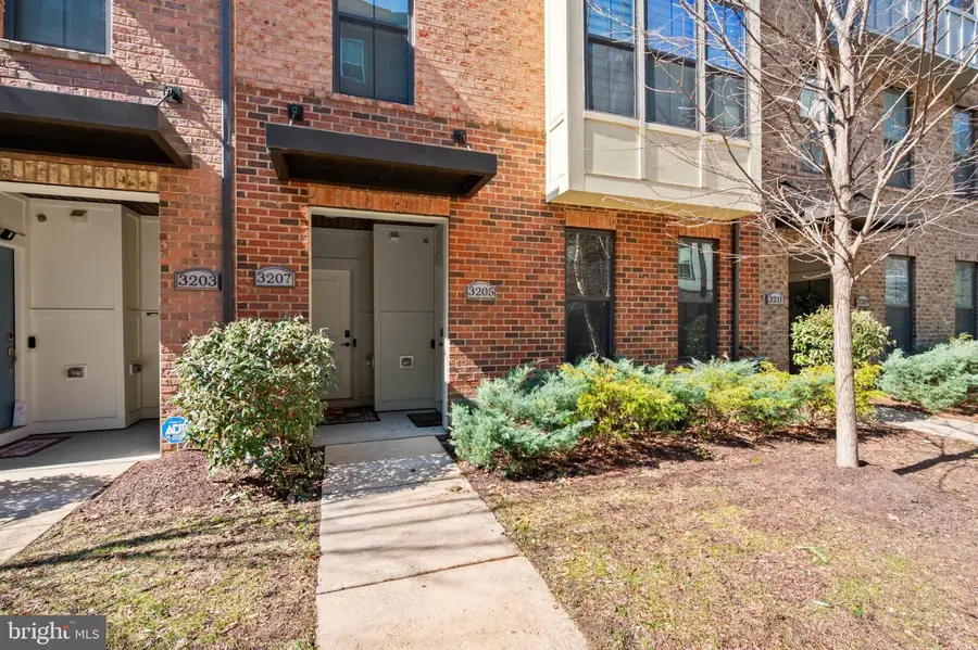 3207 Tribune Ct, Hyattsville, MD 20782 - #2