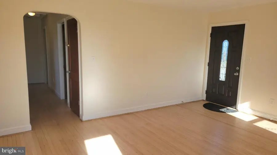 3217 Randall Rd, Suitland, MD 20746 - #3