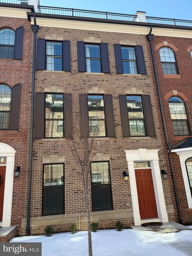 620 Leigh Way, Oxon Hill, MD 20745 - #2