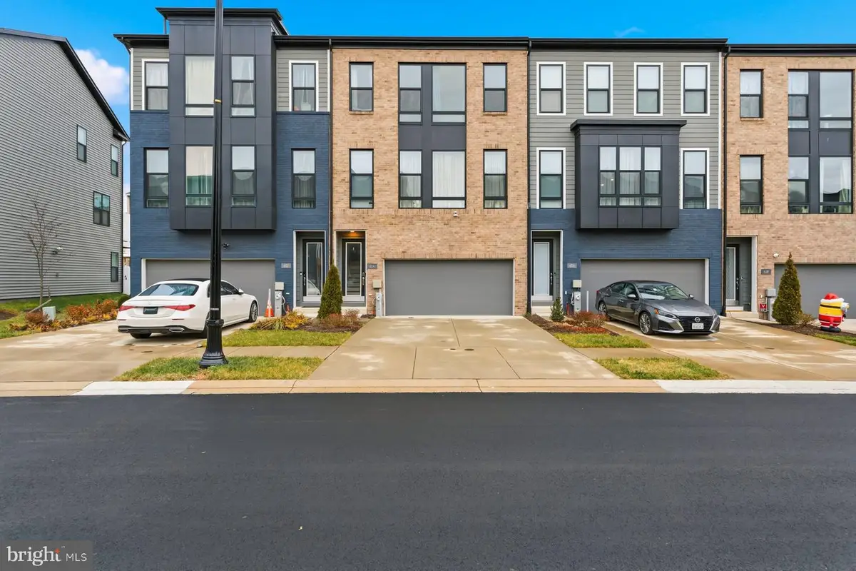 614 Glenn Lake Dr, Bowie, MD 20716 - #1