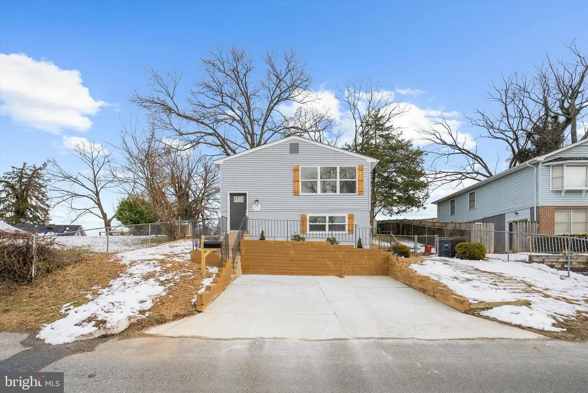 604 Elfin Ave, Capitol Heights, MD 20743 - #1