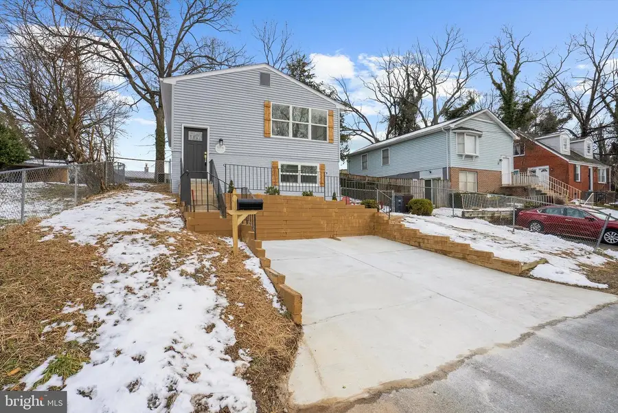 604 Elfin Ave, Capitol Heights, MD 20743 - #3