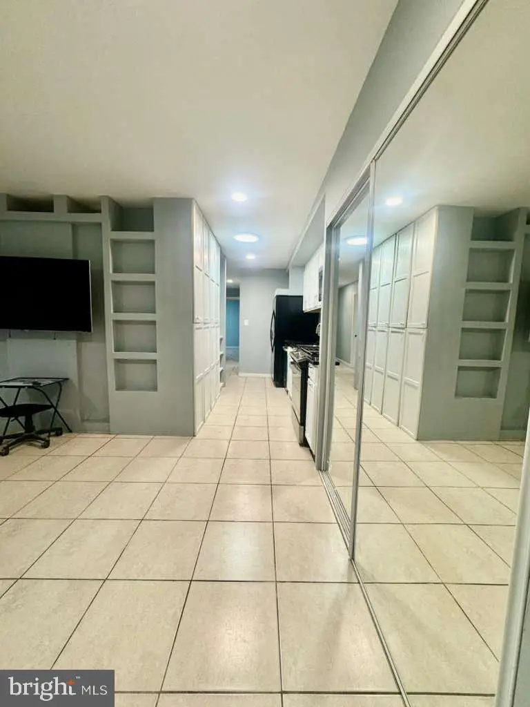 9278 Adelphi Rd #103, Hyattsville, MD 20783 - #3