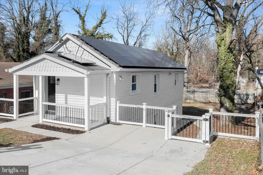 4818 Deanwood Dr, Capitol Heights, MD 20743 - #2