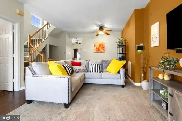 10913 Daniel Sim Ct, Upper Marlboro, MD 20772 - #2