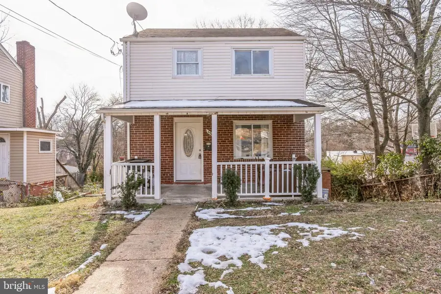 6947 Decatur St, Hyattsville, MD 20784 - #2
