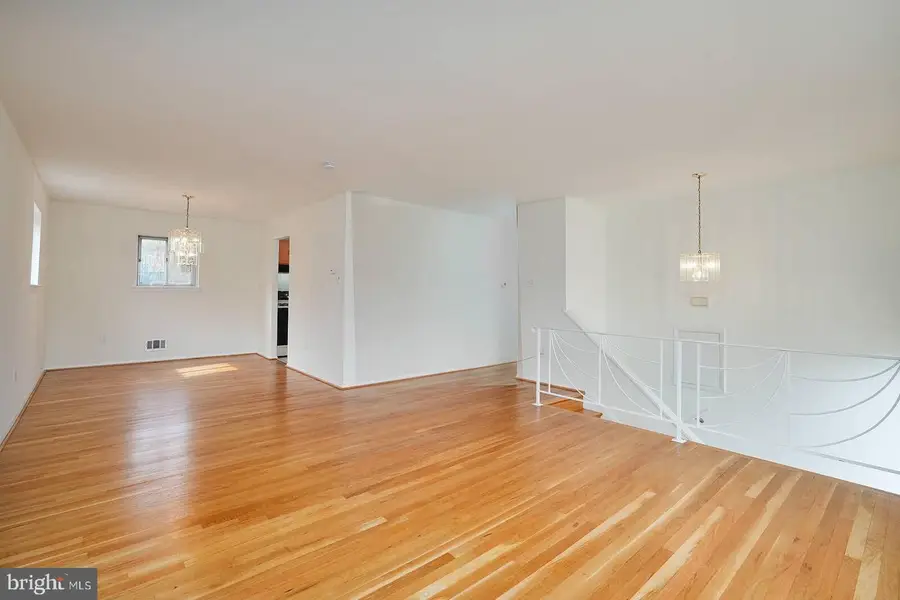 7104 24th Pl, Hyattsville, MD 20783 - #3