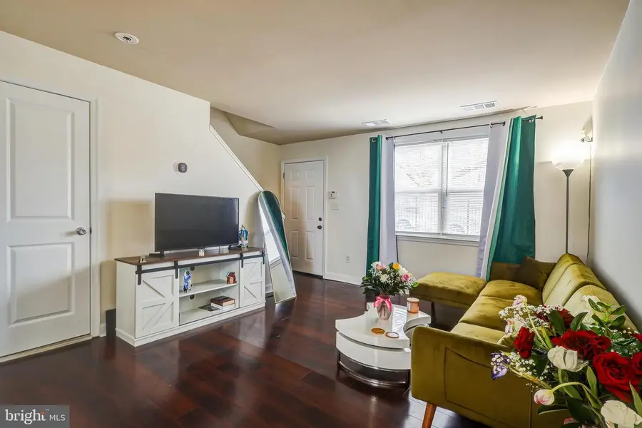 2512 Kent Village Dr, Landover, MD 20785 - #3