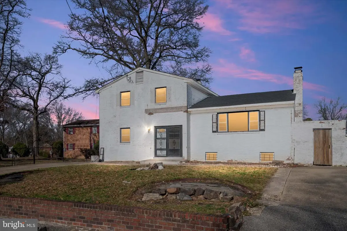 5009 Barto Ave, Suitland, MD 20746 - #1