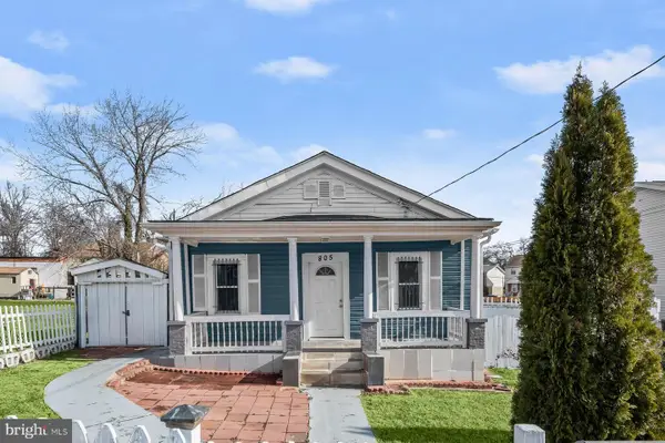 805 Eastern Ave, CAPITOL HEIGHTS, MD 20743