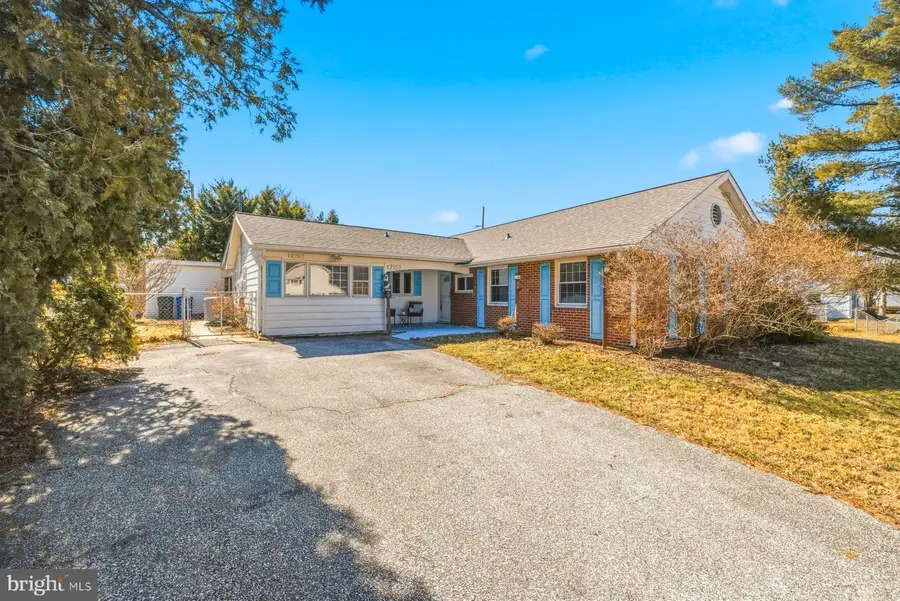 12707 Beaverdale Ln, Bowie, MD 20715 - #2