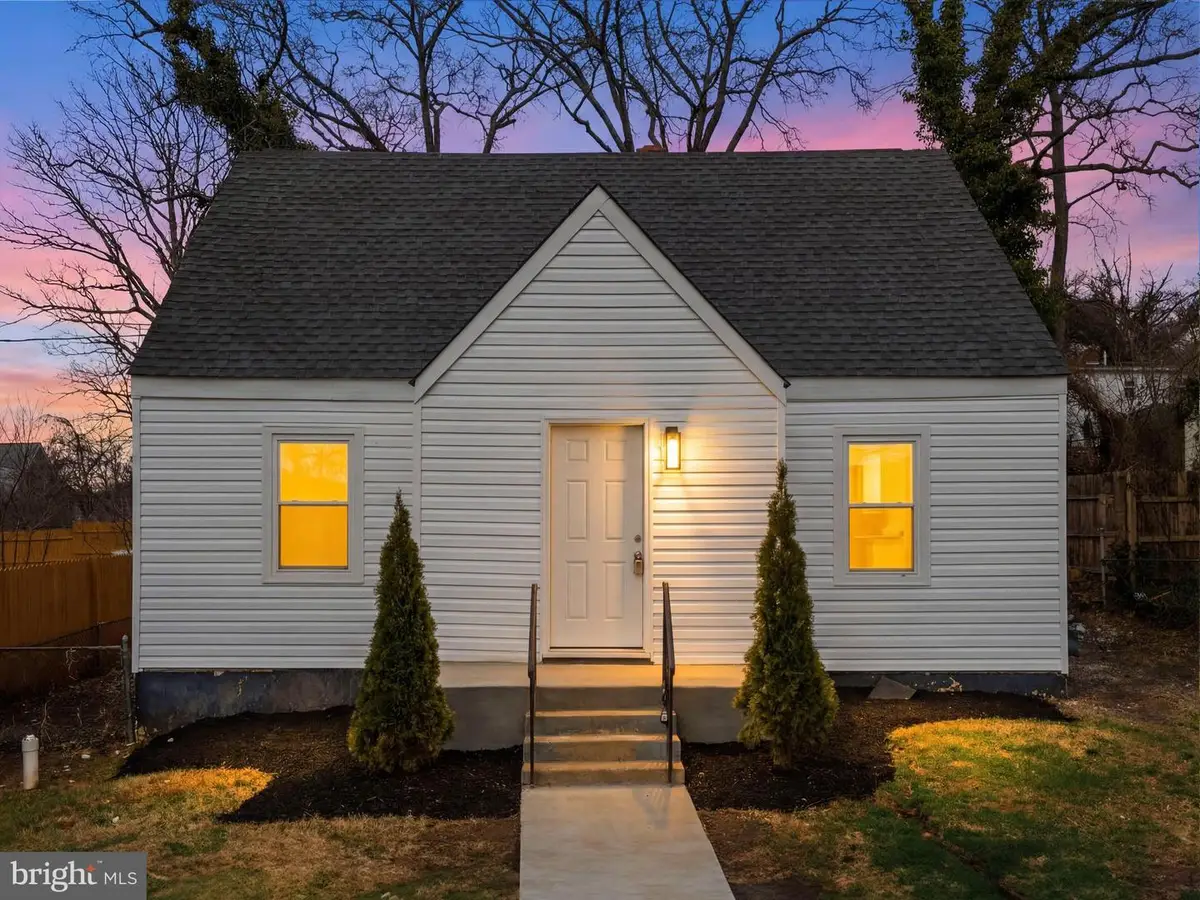 5428 Taussig Rd, Bladensburg, MD 20710 - #1