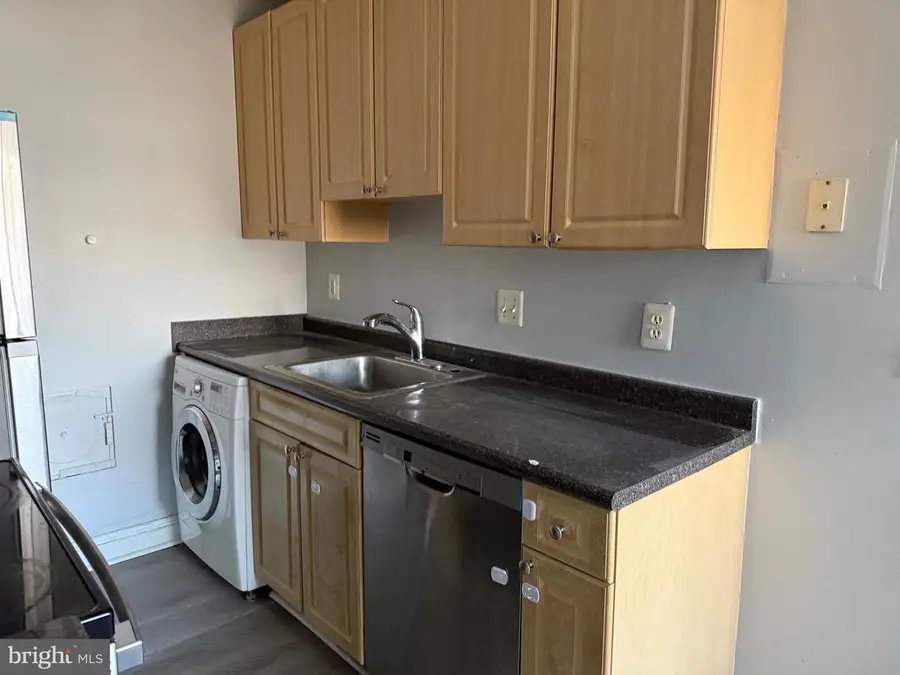 5601 Parker House Ter #301, Hyattsville, MD 20782 - #3