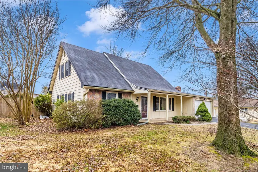 12209 Rolling Hill Ln, Bowie, MD 20715 - #2