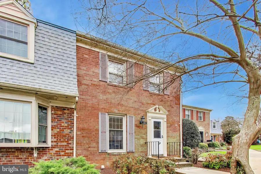 5946 Westchester Park Dr, College Park, MD 20740 - #2