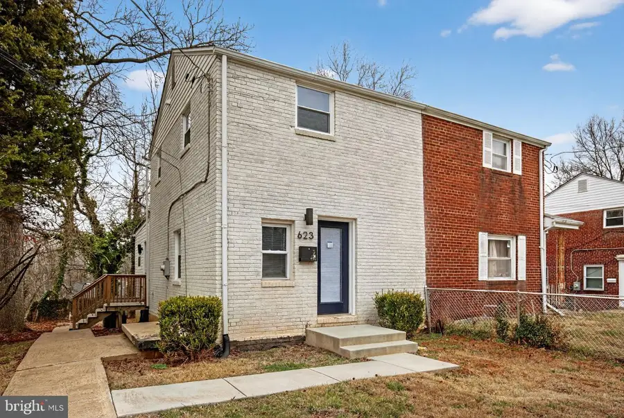 623 71st Ave, Capitol Heights, MD 20743 - #2