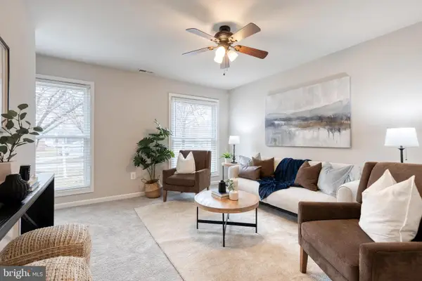 11501 Laurelwalk Dr, LAUREL, MD 20708