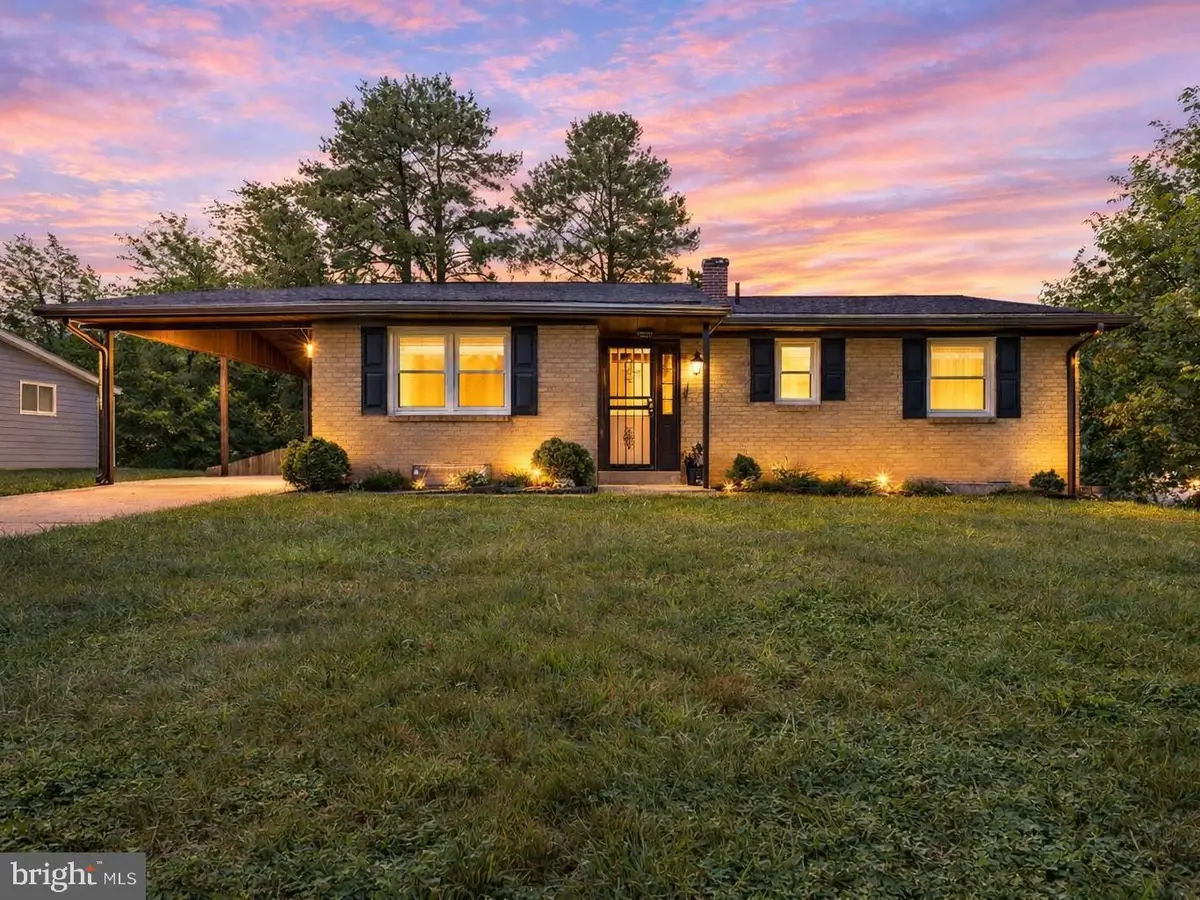 10912 Phillips Dr, Upper Marlboro, MD 20772 - #1