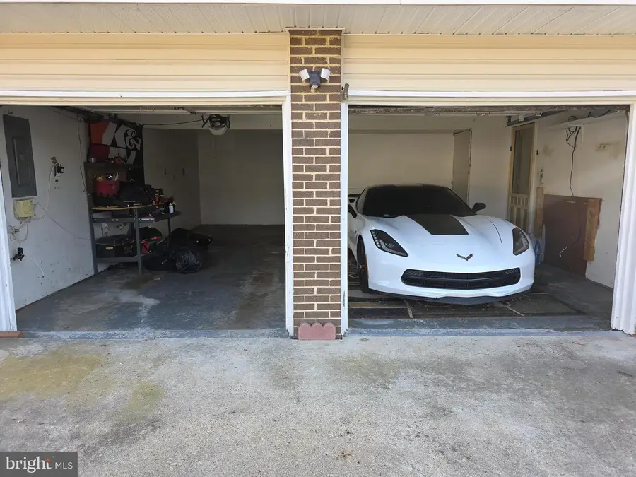 610 Potomac Valley Dr, Fort Washington, MD 20744 - #3