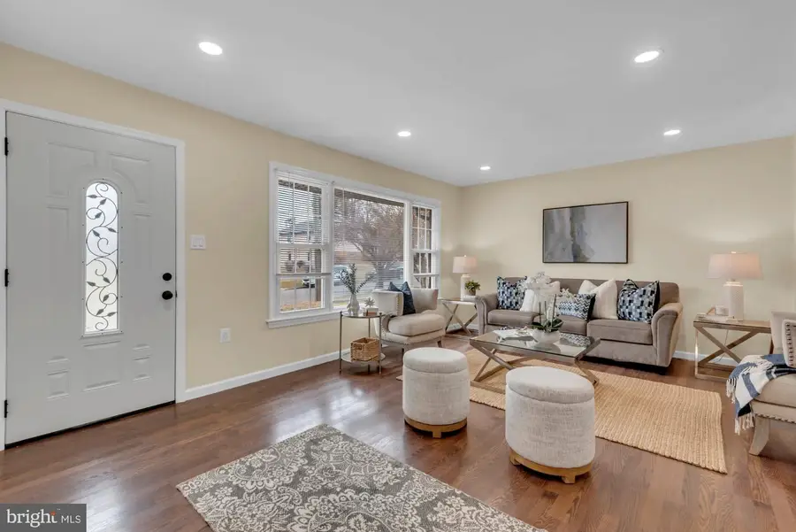 510 Millwoof Dr, Capitol Heights, MD 20743 - #3