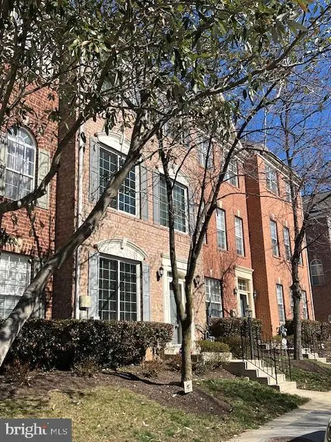 5202 Maries Retreat Dr #135, Bowie, MD 20720 - #1