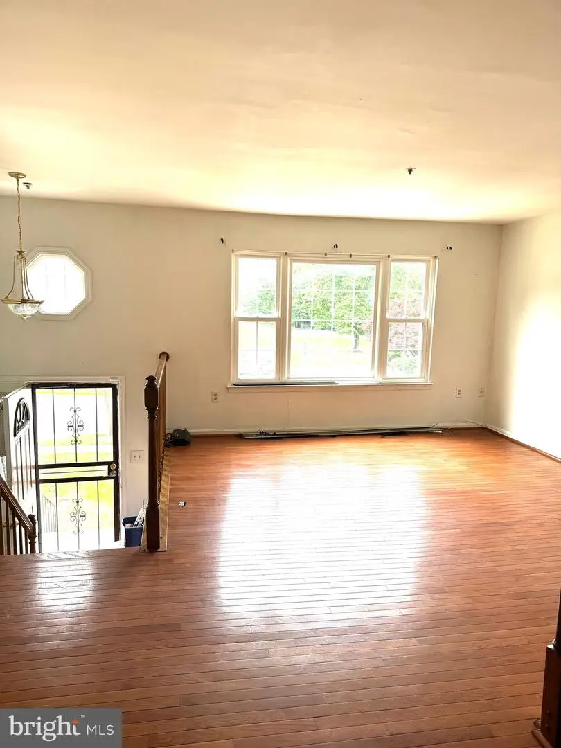 12402 Old Colony Dr, Upper Marlboro, MD 20772 - #2